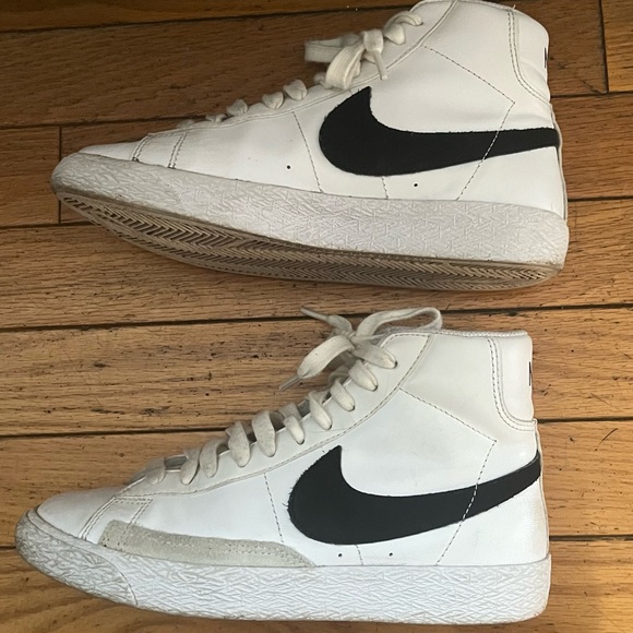 Nike blazers - Picture 2 of 3